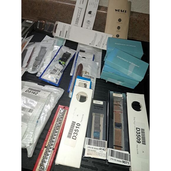 NIB-LOT Bundle of 40 New Watch Bands 20mm-38mm of Overstock from Europe - Picture 11 of 15